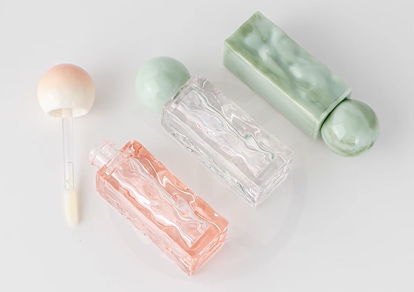 Design and Sustainable Lipstick Packaging