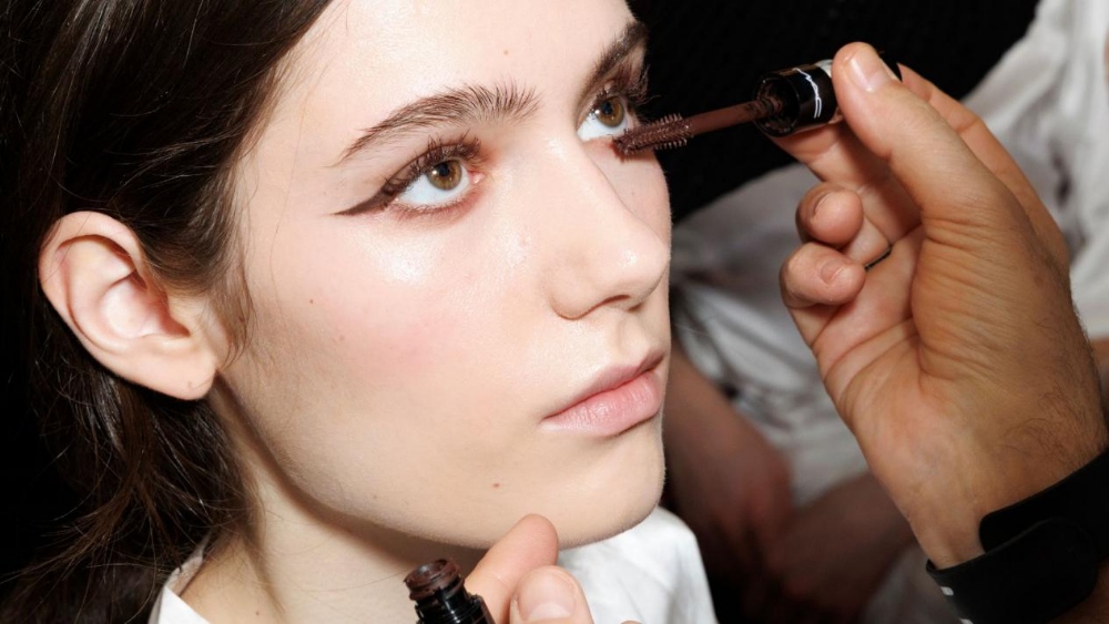 Is Brown Mascara the New Black for a Natural Look in 2026