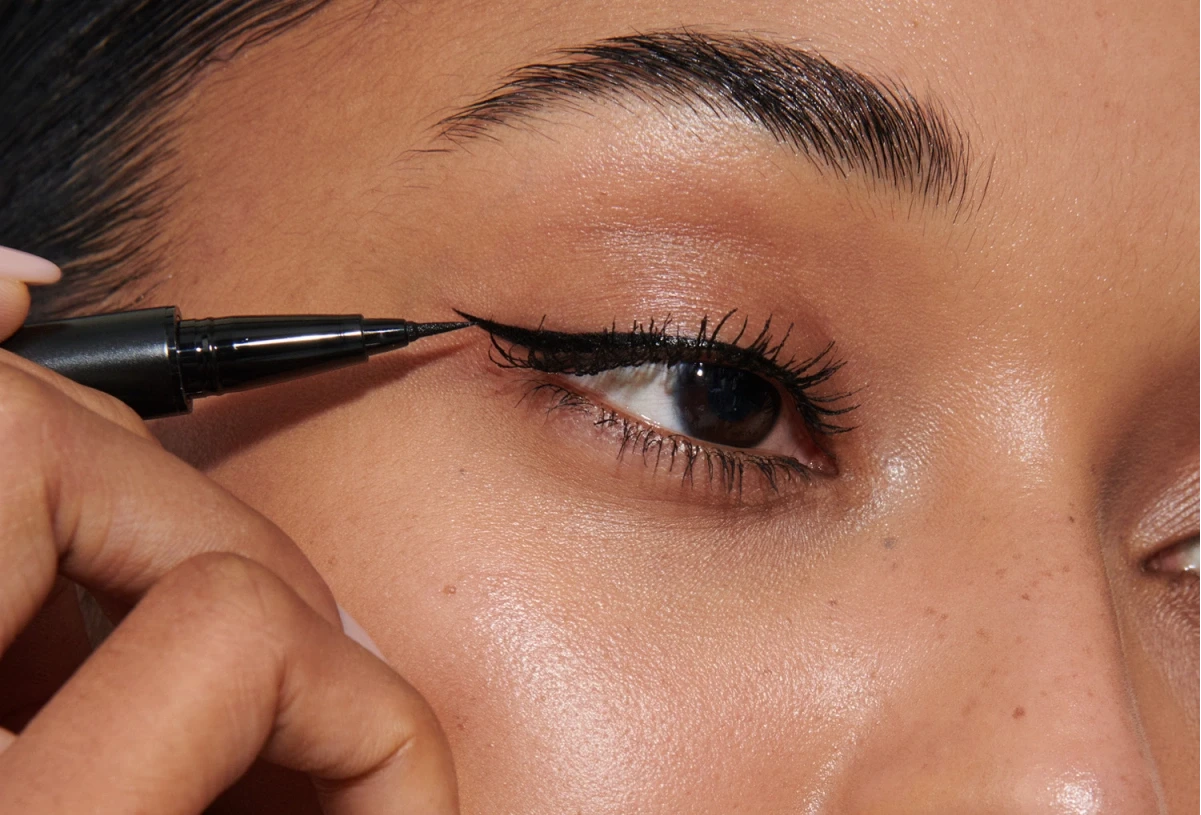 Best Long-Lasting Liquid Eyeliner