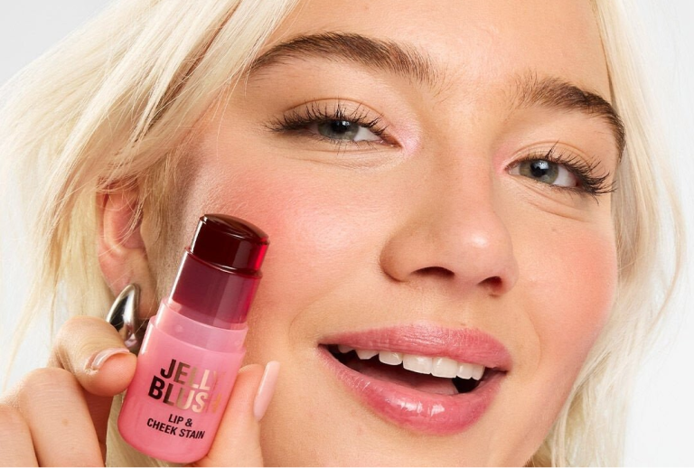 The Rise of Multi-use Makeup Why Lip Cheek Stain Products Win