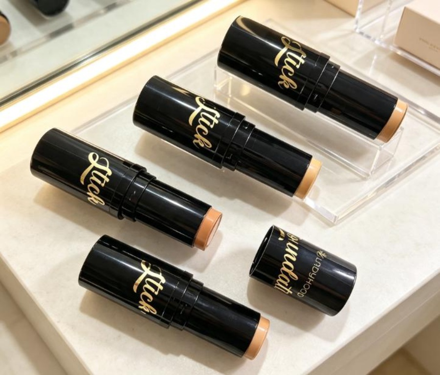 Why Choose a 2-in-1 Foundation Stick for Retail Lines