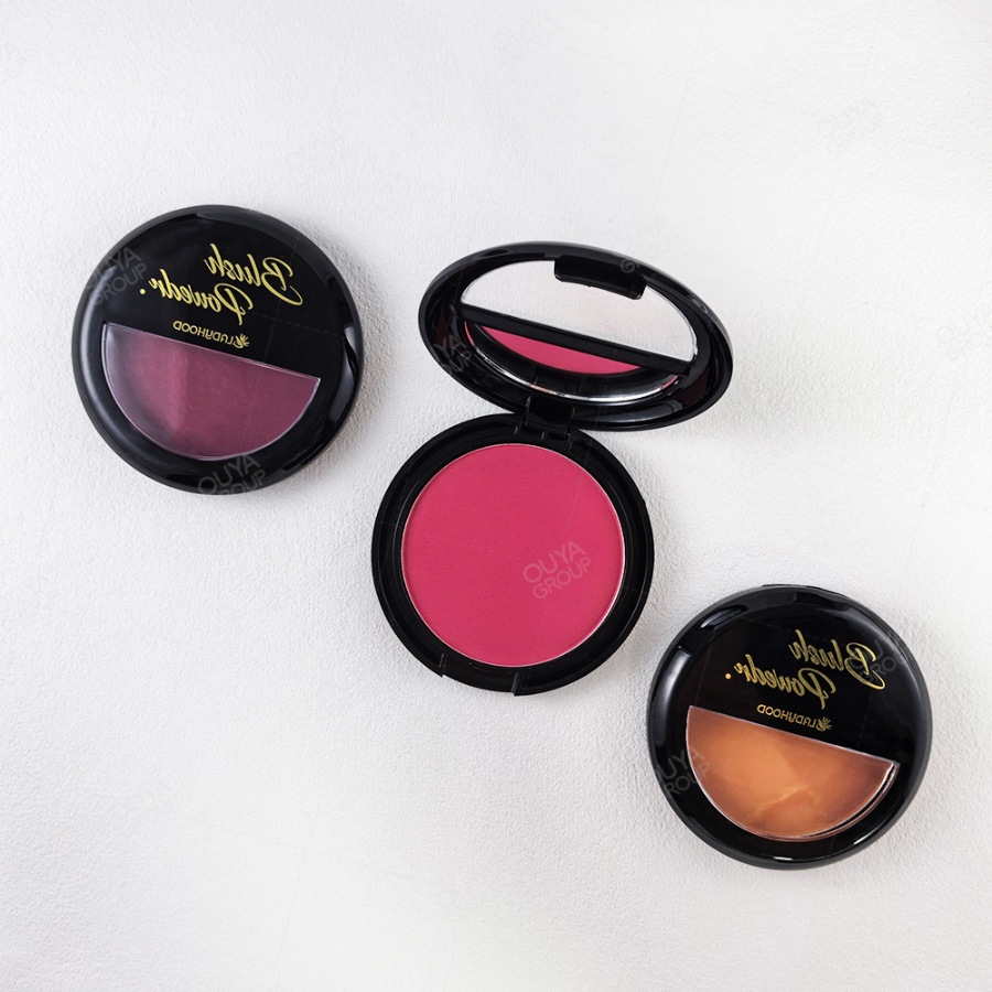 Cream or Powder Blush for an Oily-Skin Range