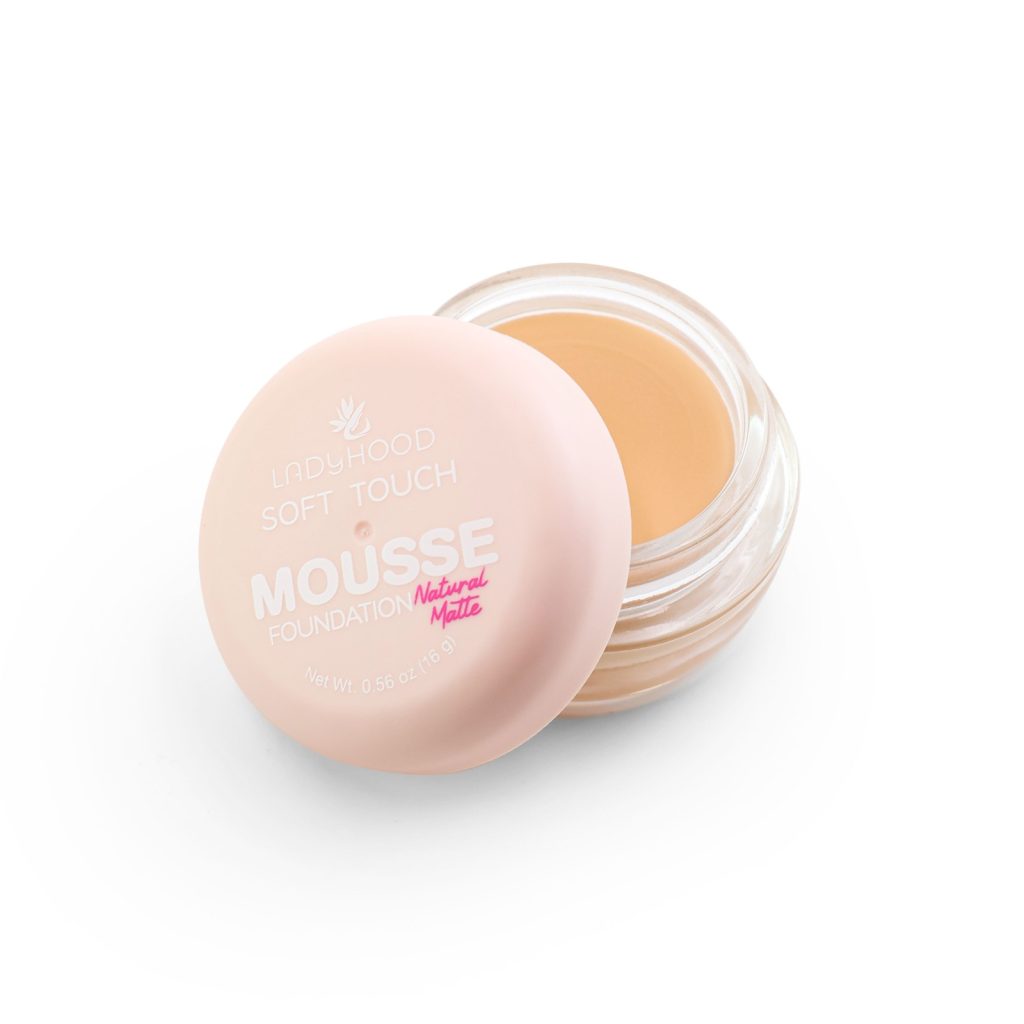 Foundation for Mature Skin Without a Heavy Finish