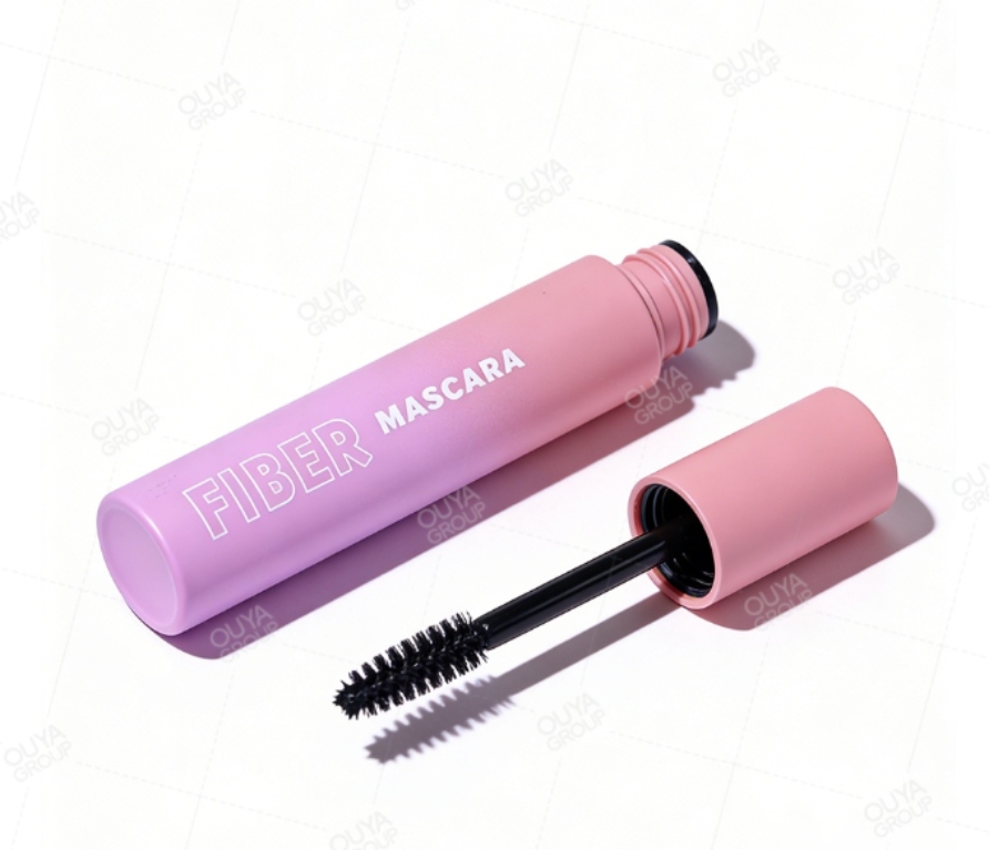 Mascara Brush Design That Delivers Cleaner Length
